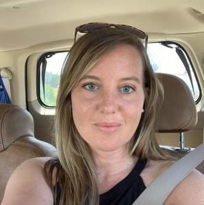 Meet your Posher, Leigh